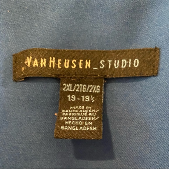 Van Heusen Men’s short-sleeve button-down shirt, 2XL, neck 19-19-1/2, EUC - Picture 3 of 3